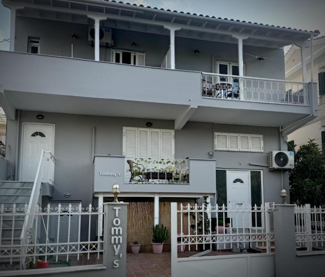 Tommy"S Rooms Lefkada City Exterior foto